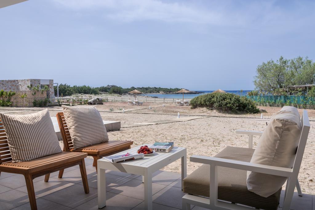 Cedar Bay Beachside Villas Palaiochora Exterior foto